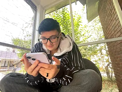 faithorsini8 online show from October 21, 2025, 5:12 pm