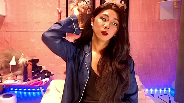 Katesy12 online show from May 17, 2026, 6:35 am
