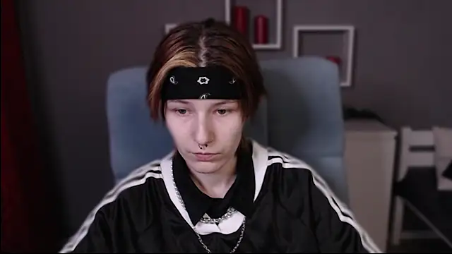 guitarandangell online show from January 18, 2026, 9:02 am