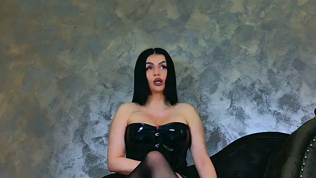 KimWilmes online show from June 3, 2026, 11:44 am