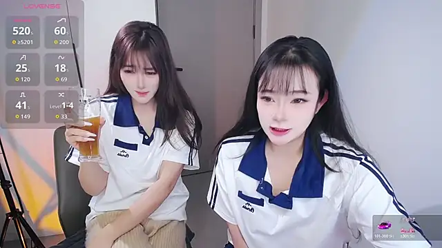 Kinadolly online show from November 21, 2025, 10:03 am