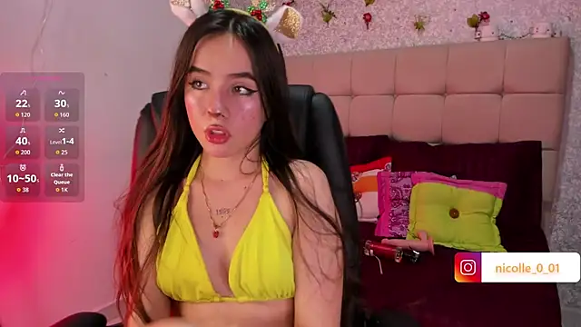 amelia ferrerx online show from November 16, 2025, 3:22 am