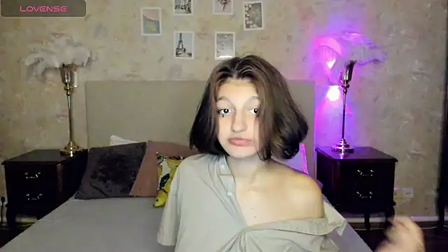 A Skyy online show from November 7, 2025, 8:24 pm