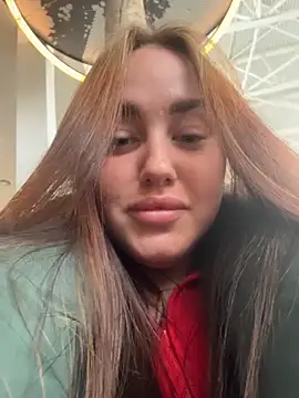 KiraSunshine online show from April 11, 2026, 7:45 am