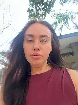 KiraSunshine online show from February 27, 2026, 4:12 am