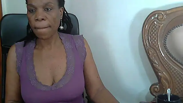 Hotcougar online show from April 2, 2026, 7:26 am