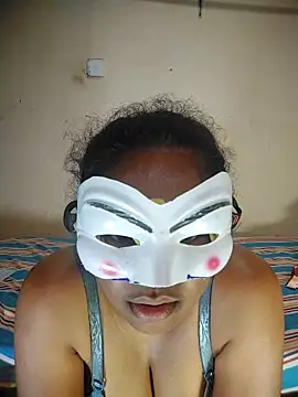 SL queen1 online show from October 28, 2025, 4:39 pm