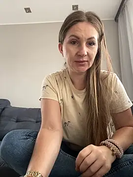 NikoLmyy online show from October 20, 2025, 7:53 am