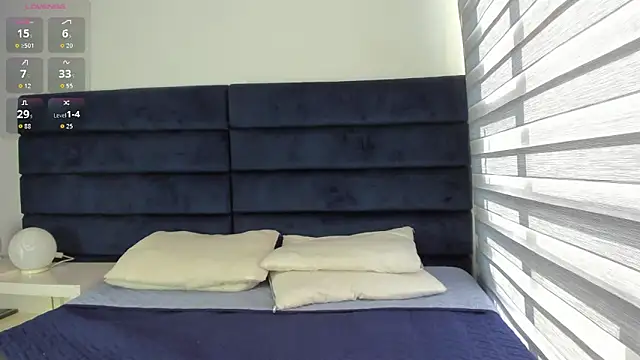 Snapshot of melanie_roux__ chatting on February 27, 2026, 12:05 pm melanie roux online show from February 27, 2026, 12:05 pm