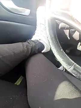 misskelly77 online show from October 20, 2025, 8:48 am