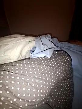 misskelly77 online show from November 14, 2025, 7:50 pm