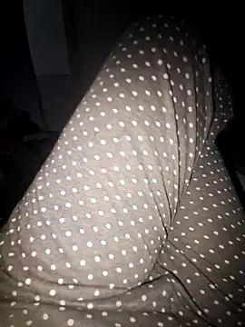 misskelly77 online show from October 29, 2025, 7:57 pm