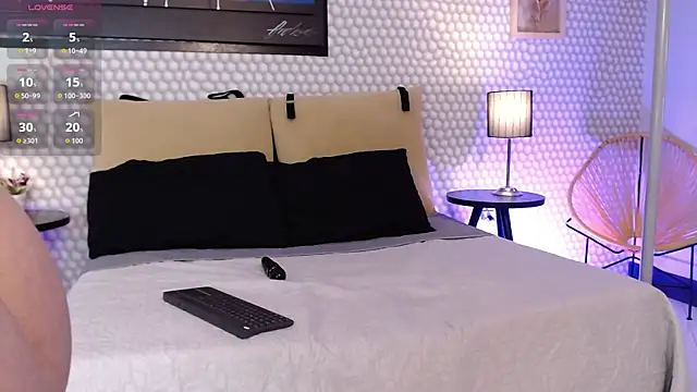 SashaaVixen online show from December 22, 2025, 11:21 am