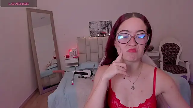 Snapshot of Amaraa_couper1 chatting on February 15, 2026, 4:02 am Amaraa couper1 online show from February 15, 2026, 4:02 am