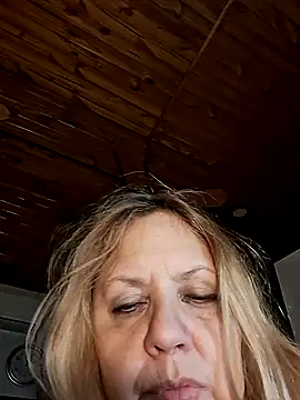 Snapshot of JennyInVegas chatting on June 24, 2026, 3:05 am JennyInVegas online show from June 24, 2026, 3:05 am