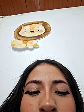 chloebrownn03 online show from October 29, 2025, 3:49 am