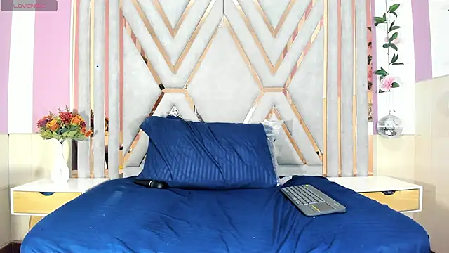 vanesaa mejia online show from January 9, 2026, 8:21 am