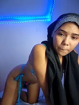 Snapshot of leila-ademuz28 chatting on October 23, 2025, 12:31 am leila-ademuz28 online show from October 23, 2025, 12:31 am