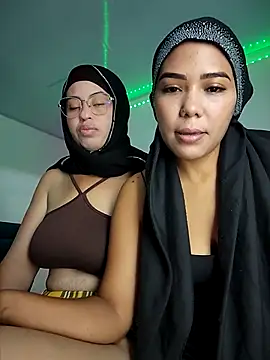 Snapshot of leila-ademuz28 chatting on October 30, 2025, 1:20 pm leila-ademuz28 online show from October 30, 2025, 1:20 pm