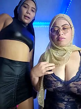 Snapshot of leila-ademuz28 chatting on October 26, 2025, 4:13 am leila-ademuz28 online show from October 26, 2025, 4:13 am