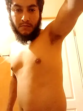 Snapshot of Travieso_21 chatting on October 22, 2025, 3:28 am Travieso 21 online show from October 22, 2025, 3:28 am