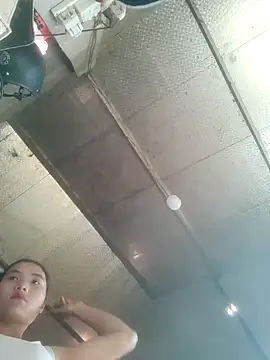 mira-show online show from October 30, 2025, 1:15 am