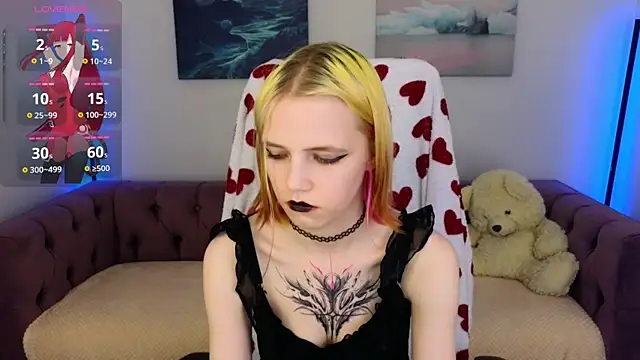 MitaSide online show from December 4, 2025, 9:25 pm