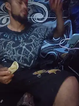 vergueo3 online show from April 9, 2026, 6:47 pm