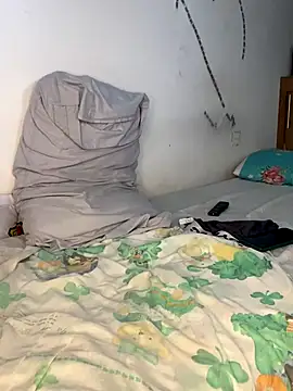 liam Brooks9 online show from November 28, 2025, 5:13 pm