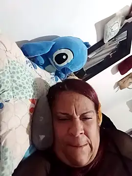 Snapshot of karla00x chatting on October 22, 2025, 2:33 am karla00x online show from October 22, 2025, 2:33 am