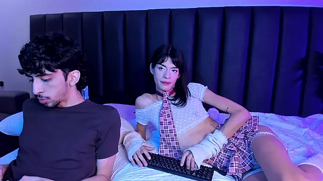 jennierrubyjane online show from November 19, 2025, 9:59 pm