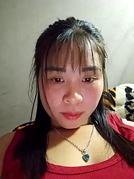 Squirrel-Pear online show from December 2, 2025, 5:53 am