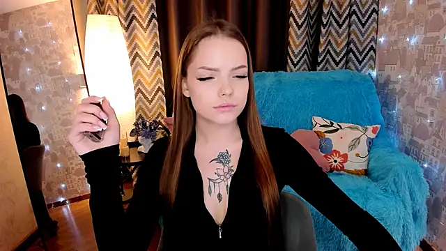 MelissaBell  online show from November 28, 2025, 8:14 am