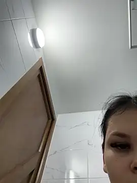 Snapshot of Jan_Betta chatting on November 15, 2025, 10:47 pm Jan Betta online show from November 15, 2025, 10:47 pm