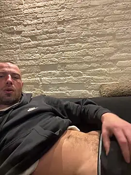 Rotteei1 online show from March 28, 2026, 7:20 am