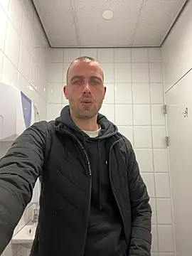 Rotteei1 online show from March 27, 2026, 1:45 pm