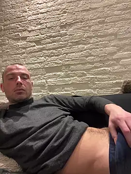 Rotteei1 online show from February 24, 2026, 5:14 pm