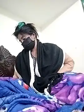 Hot Angle online show from December 3, 2025, 9:25 pm