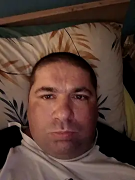 Snapshot of marek2355 chatting on October 18, 2025, 5:26 pm marek2355 online show from October 18, 2025, 5:26 pm