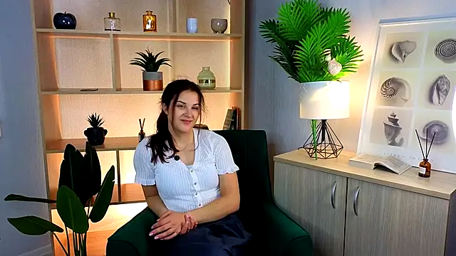 Snapshot of KerriDezalia chatting on October 23, 2025, 8:46 am KerriDezalia online show from October 23, 2025, 8:46 am