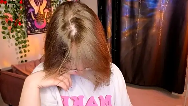 fairy tara online show from March 25, 2026, 9:35 pm