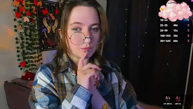 Snapshot of fairy_tara chatting on February 6, 2026, 9:33 pm fairy tara online show from February 6, 2026, 9:33 pm