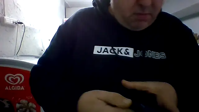 Snapshot of stefistefi8097 chatting on January 10, 2026, 5:30 pm stefistefi8097 online show from January 10, 2026, 5:30 pm