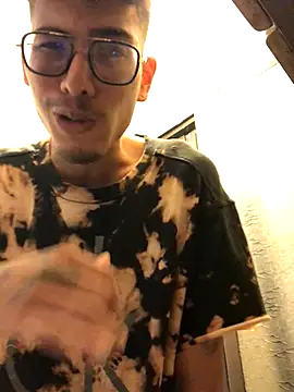 Snapshot of tian_doyt69 chatting on December 22, 2025, 1:17 am tian doyt69 online show from December 22, 2025, 1:17 am