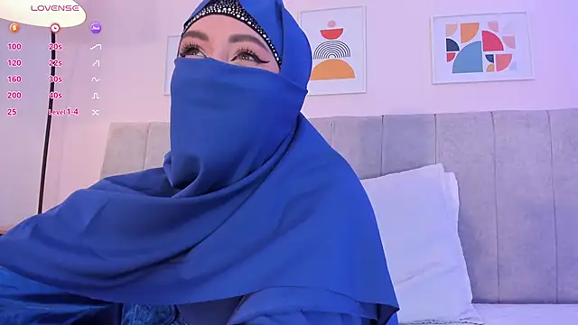 fatiima  online show from June 6, 2026, 7:08 pm