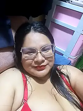 celeste122595 online show from November 24, 2025, 3:06 am