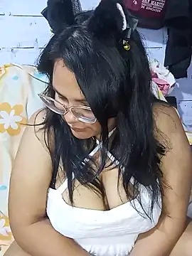 celeste122595 online show from July 15, 2026, 4:08 am