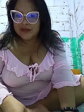 celeste122595 online show from June 1, 2026, 5:40 am