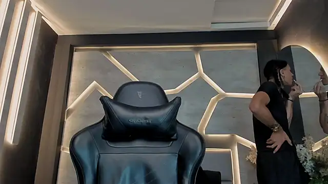 ArohomLester online show from November 14, 2025, 11:03 am