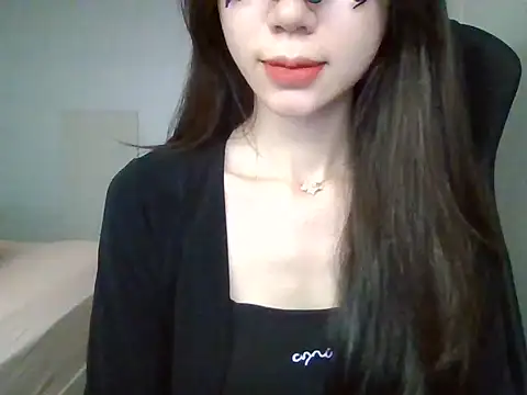 -Alicee- online show from October 24, 2025, 1:59 am